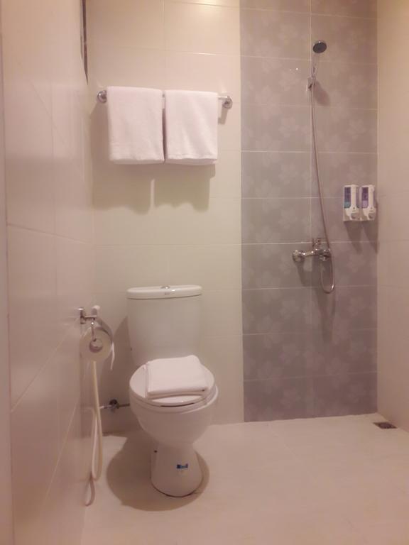 Melody Guest House Cilegon Exterior photo